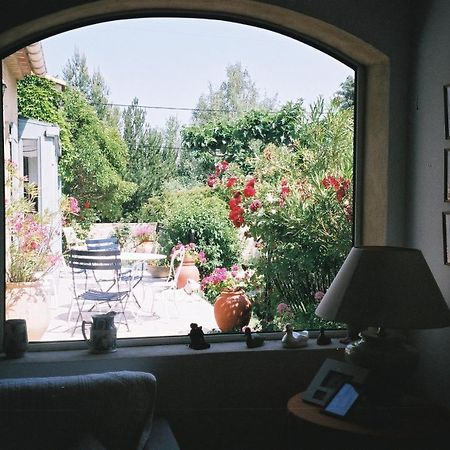 Chambres D'Hotes Saint Veredeme Pujaut Dış mekan fotoğraf