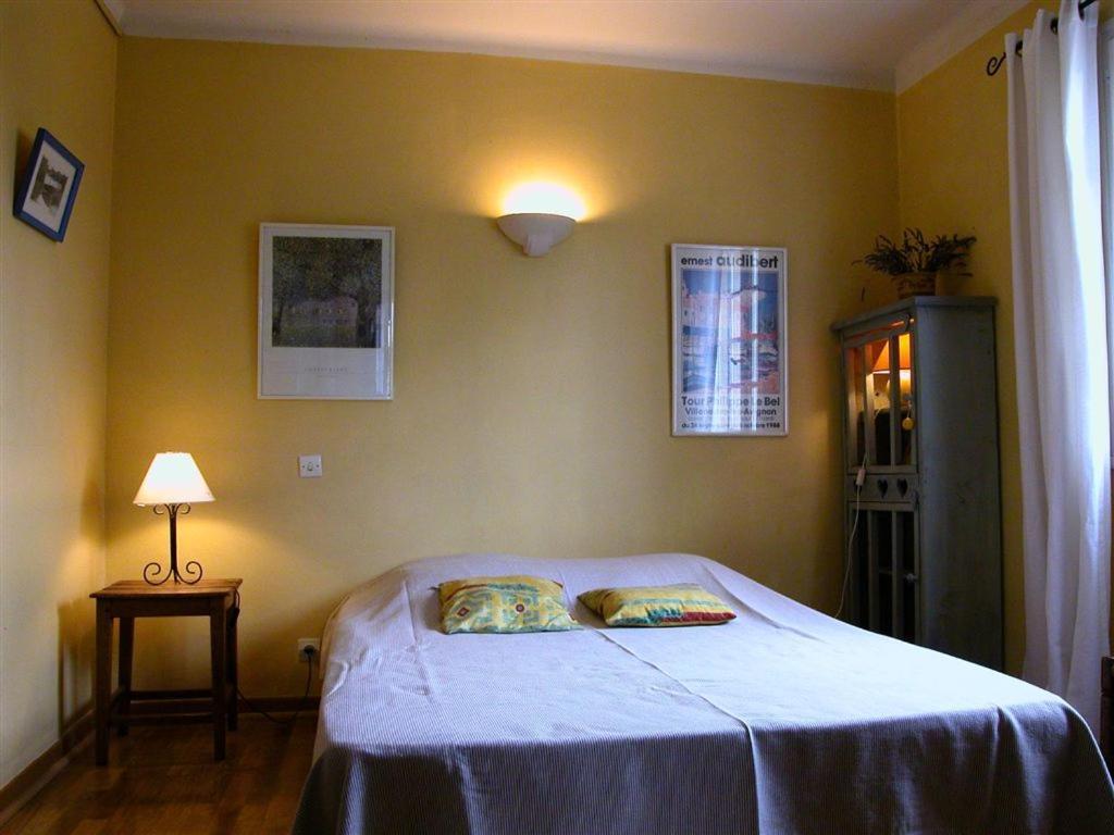 Chambres D'Hotes Saint Veredeme Pujaut Dış mekan fotoğraf