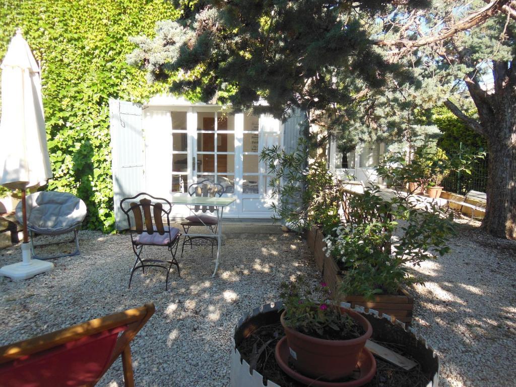 Chambres D'Hotes Saint Veredeme Pujaut Dış mekan fotoğraf